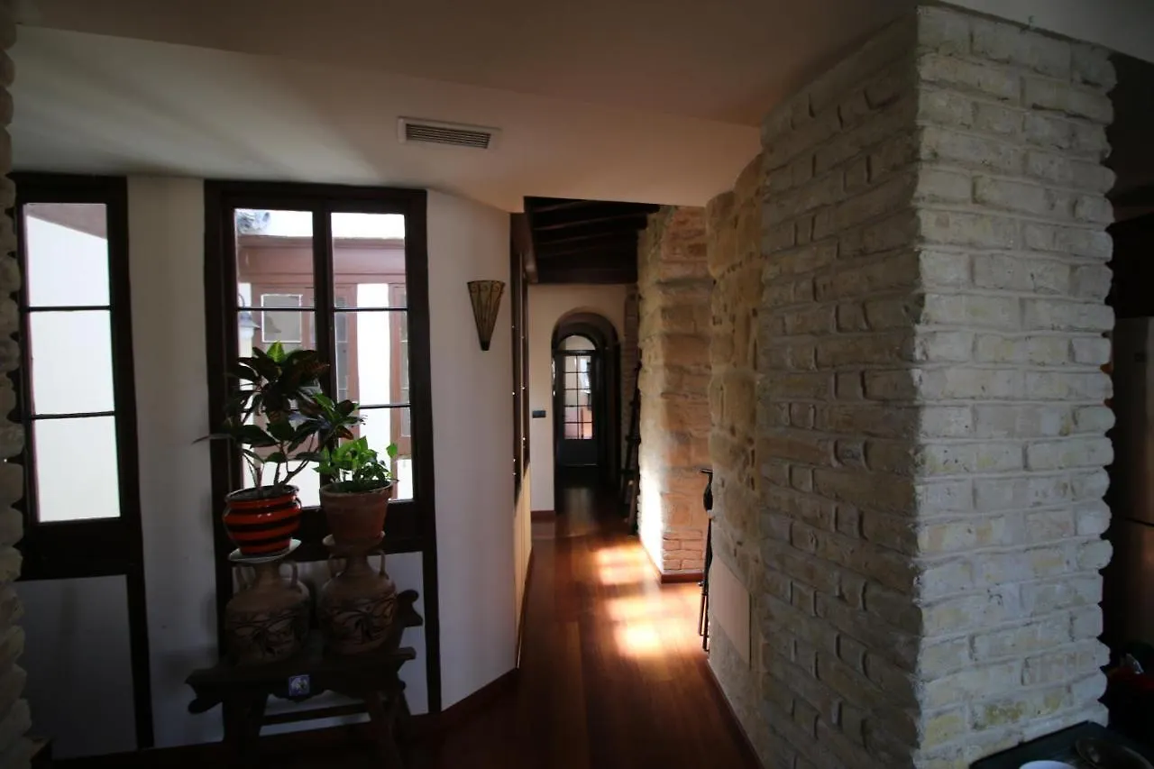 Apartamentos Deluxe Calle Corredera Jerez de la Frontera