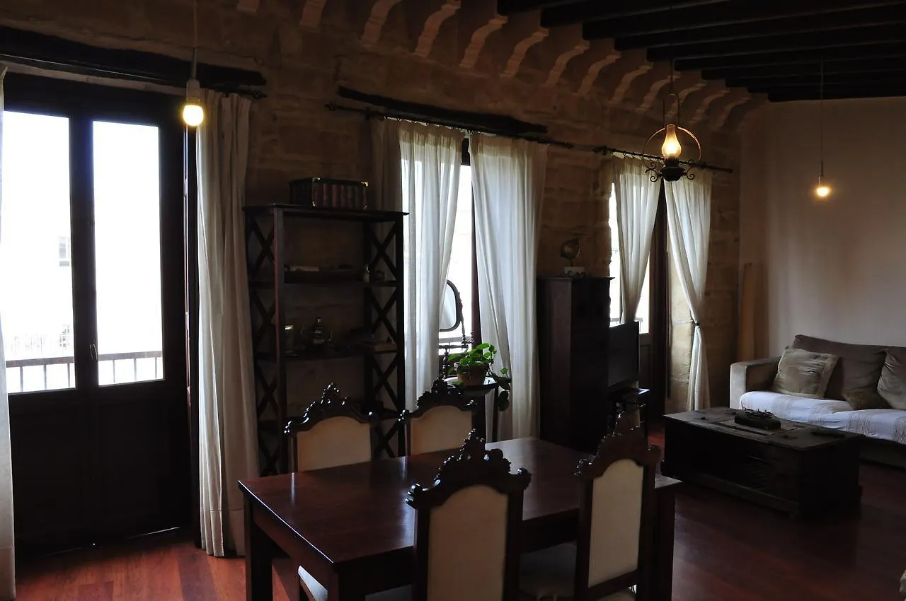 Apartamentos Deluxe Calle Corredera Jerez de la Frontera España